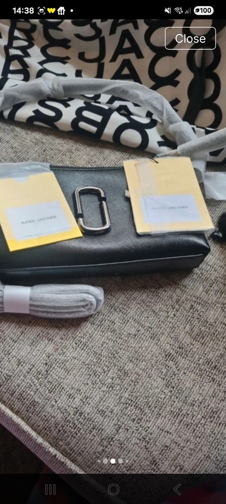 Marc Jacobs Black Leather Crossbody Bag image 3