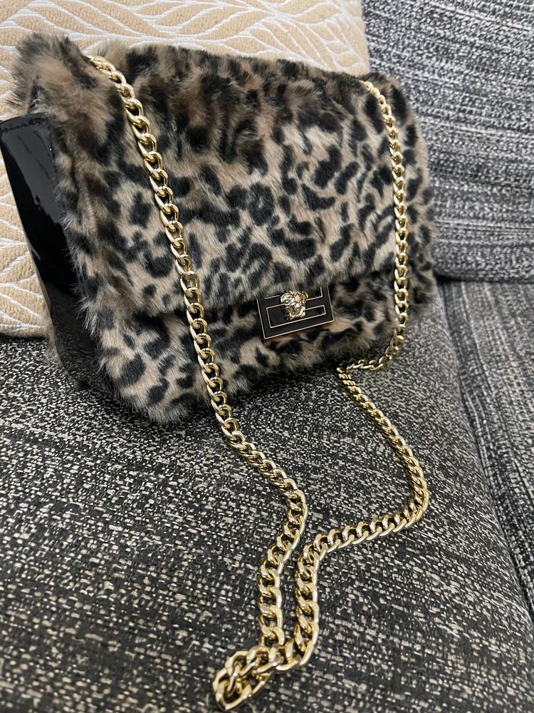 Other leopard print faux fur shoulder bag with gold chain product image