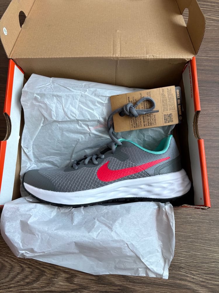Nike Revolution 6 Nn (Gs) Sneakers image 6