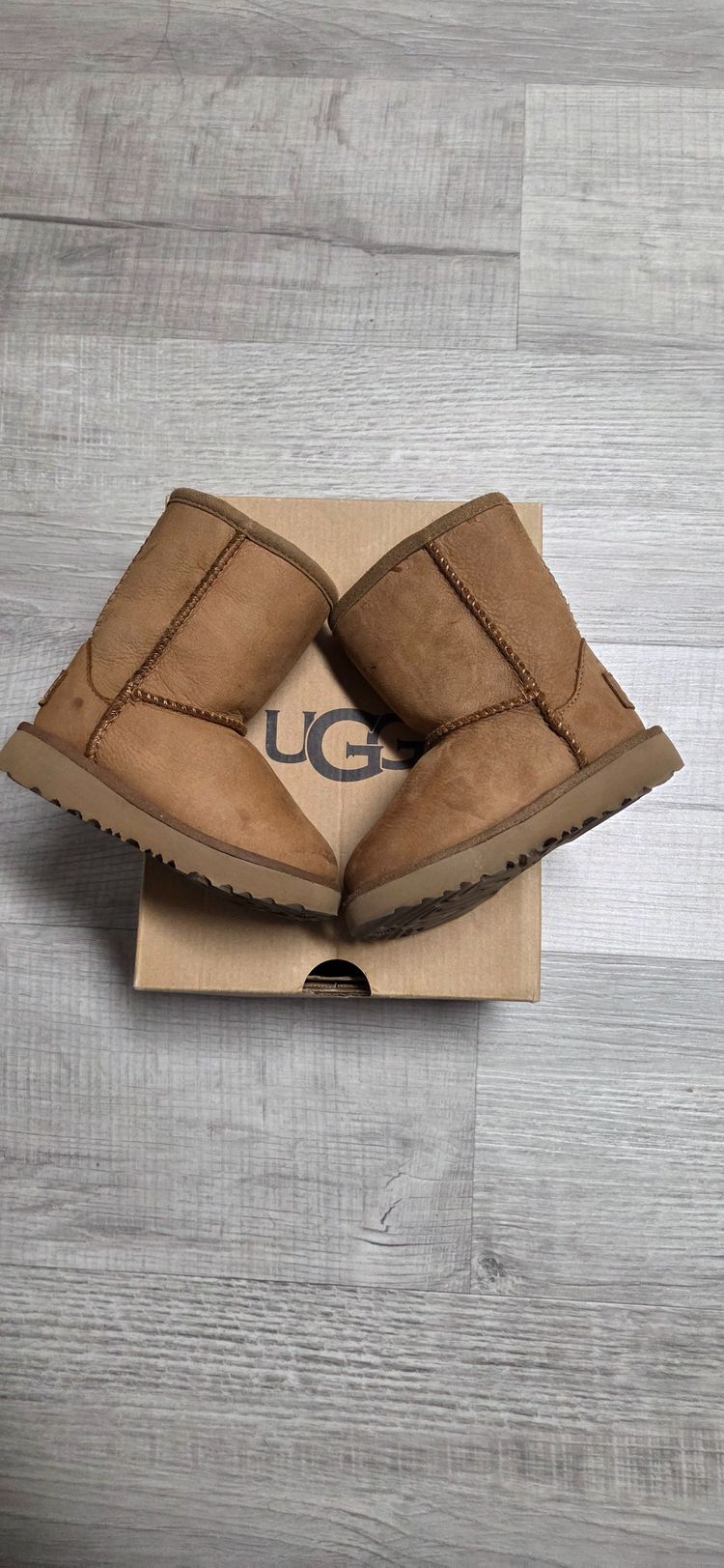 UGG 6c Uggs product image
