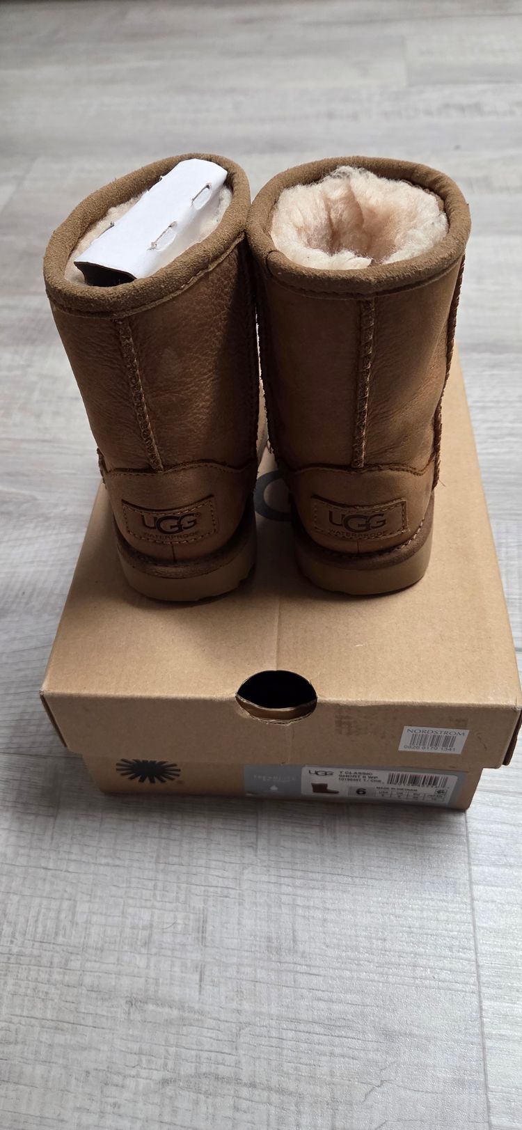6c Uggs 4