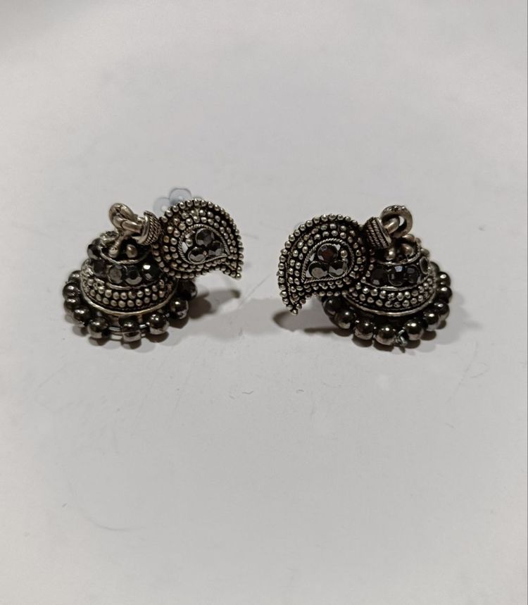 Silver-Tone Stud Earrings image 7