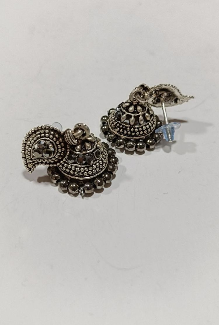 Silver-Tone Stud Earrings image 5