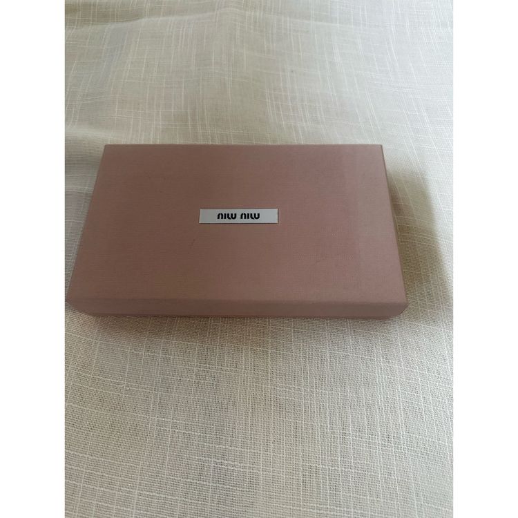 Miu Miu large zipped wallet / all-in-one in black pleated leather / Miu Miu Matelassé long wallet image 3