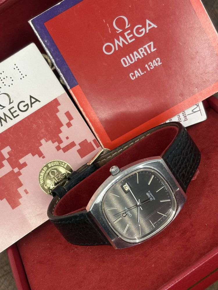 Vintage Omega De Ville Quartz Cal. 1342 – Grey Dial – Box & Papers image 5