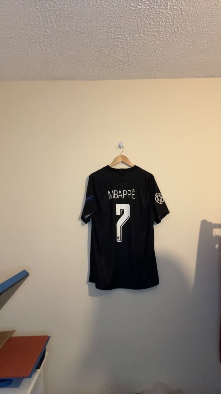 Paris Saint-Germain F.C. psg jordan 4th xl mbappe imagen del producto