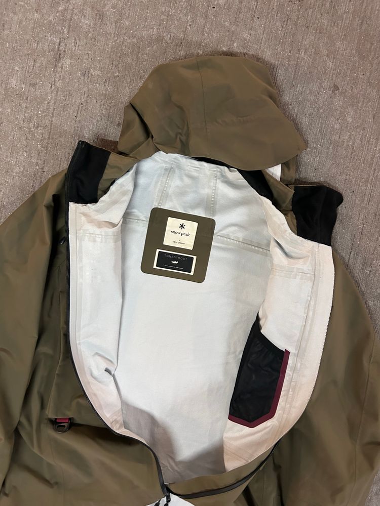 Snow peak toned trout waterproof wading jacket 4