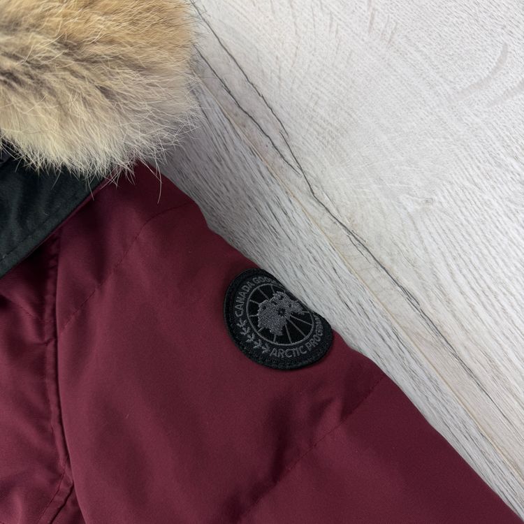 Canada Goose Women’s Loretta  Burgundy Parker Jacket - XS image 9