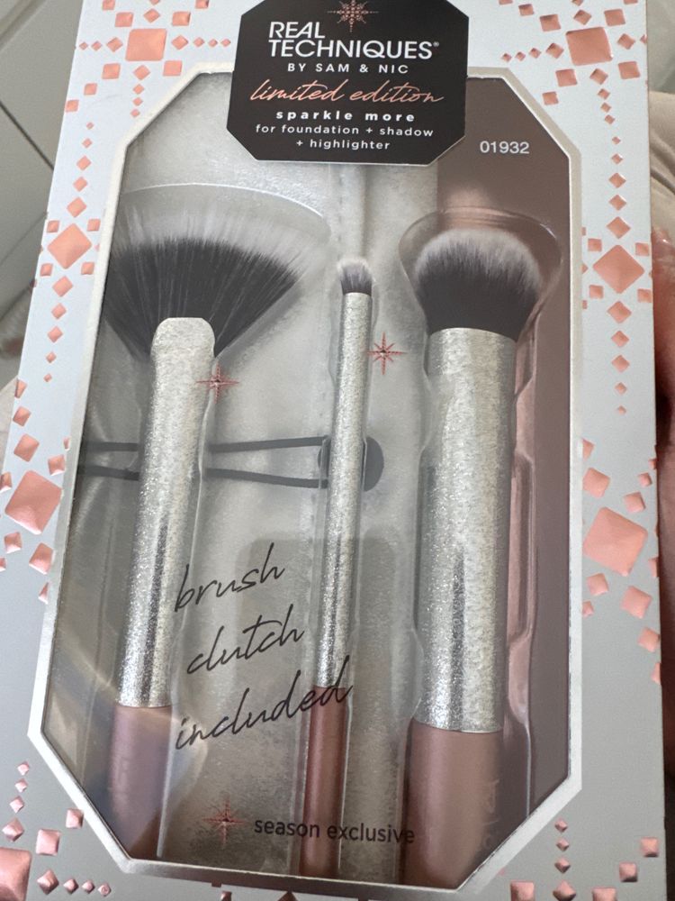 Real Techniques Limited Edition Sparkle More Brush Set image 1