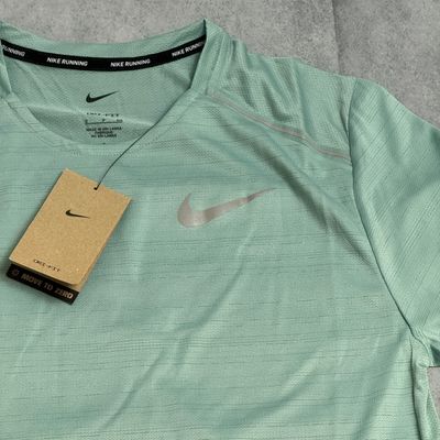 Nike Running Miler Dri-FIT T-Shirt