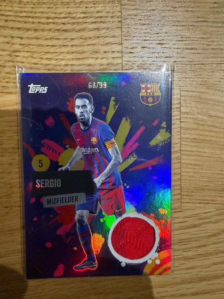 Topps Topps Fc Barcelona Sergio Midfielder Relic Card imagen del producto