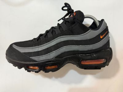 Nike Air Max 95 Sneakers clean