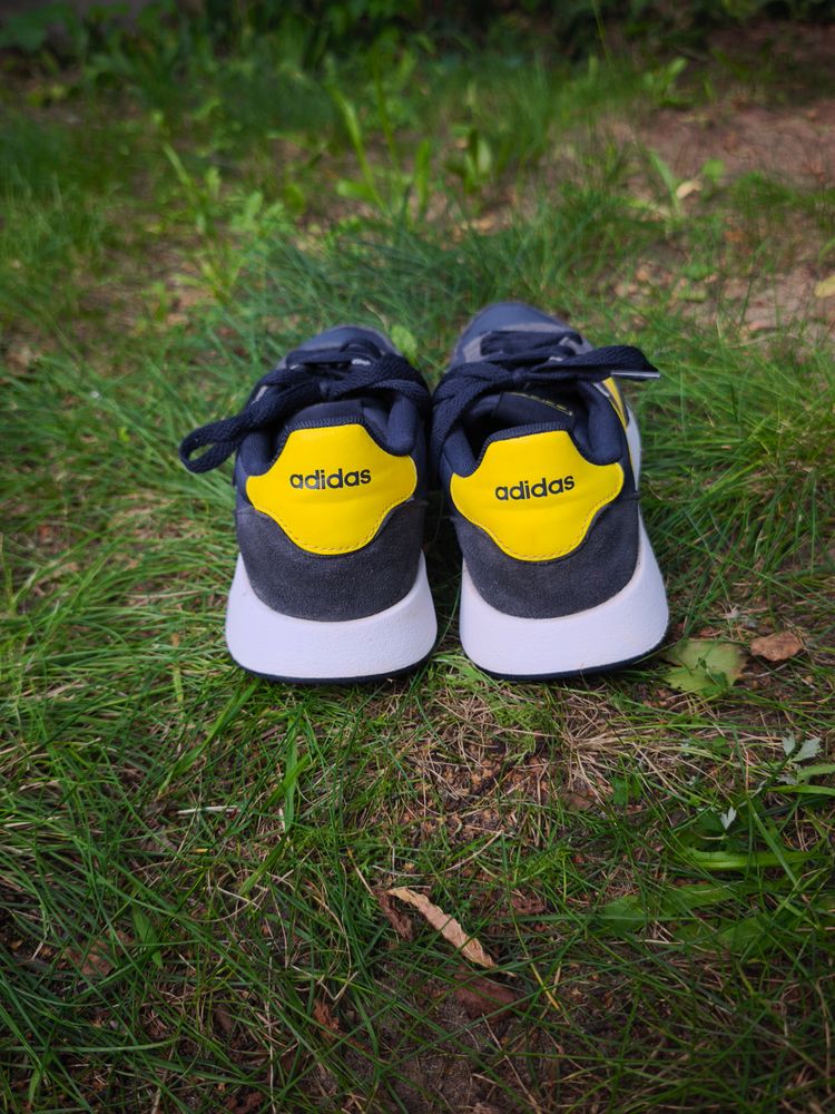 Adidas Sneakers image 3