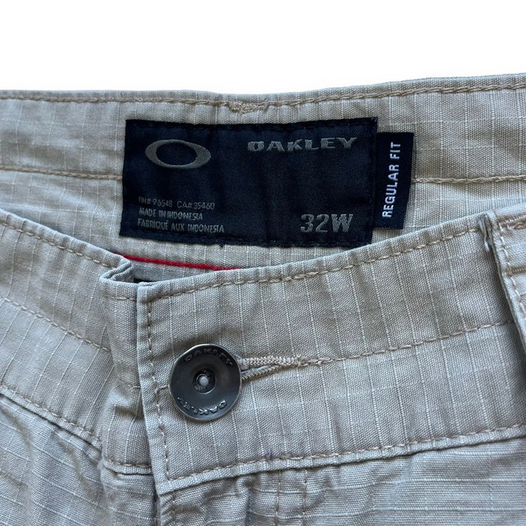 Oakley vintage cargo shorts image 4