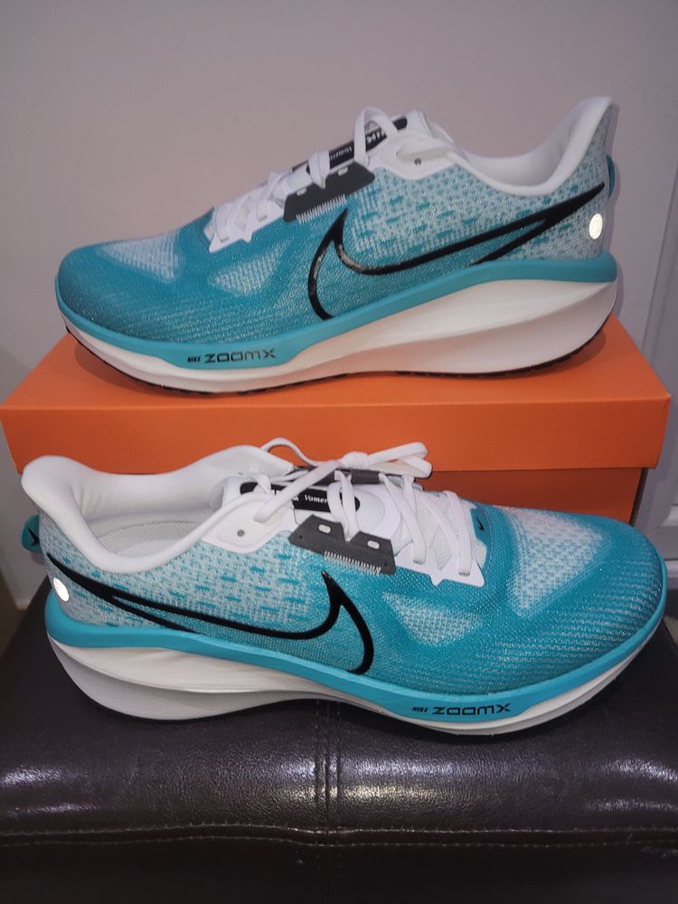 Nike Vomero 17  obraz 1