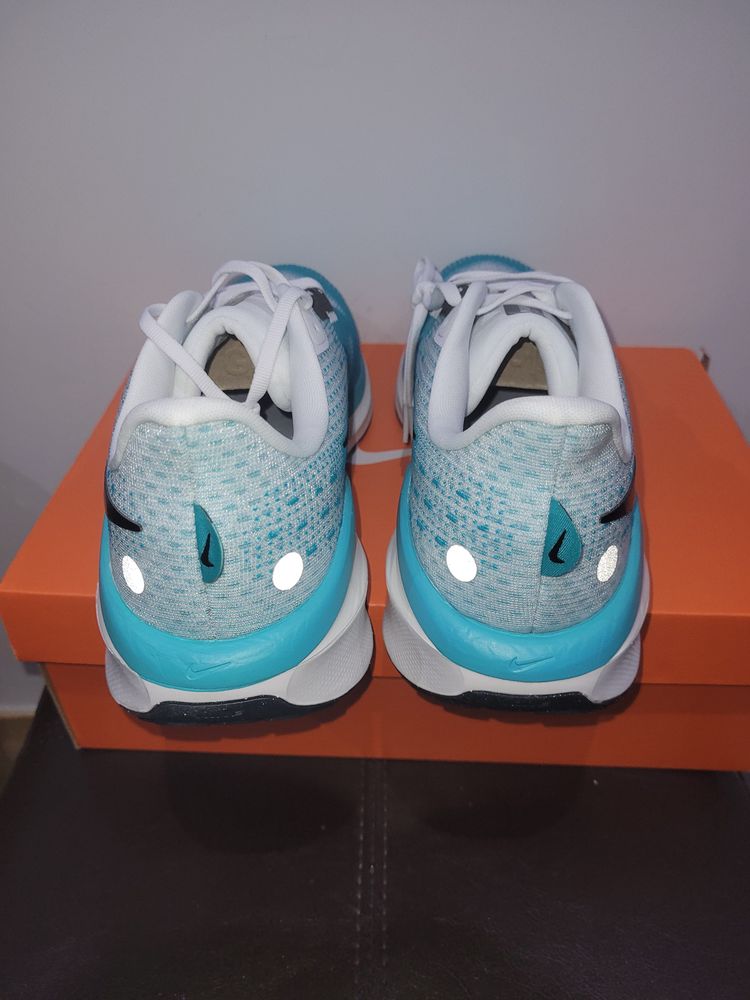 Nike Vomero 17  obraz 4