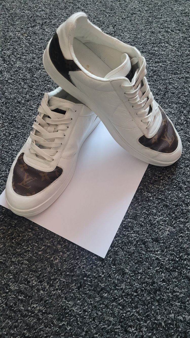 Louis Vuitton Louis Vuitton White Sneakers With Brown Monogram Toe Caps product image