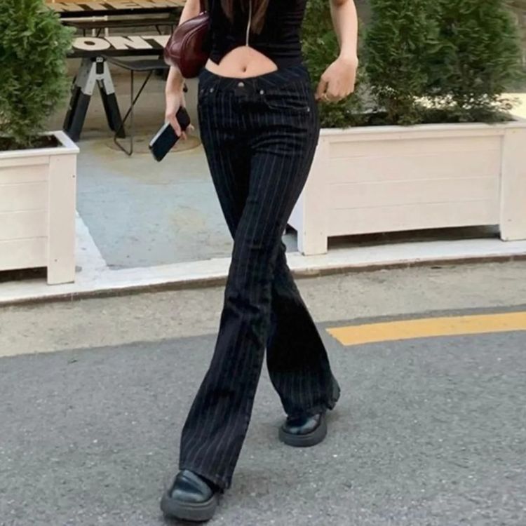 Immagine di Black Pinstripe Flared Pants 2