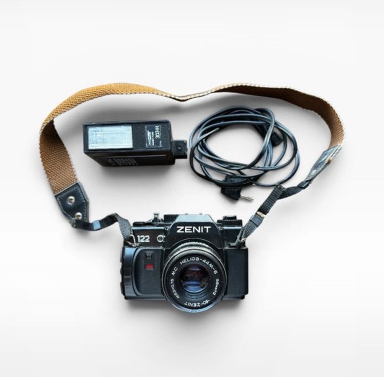 Other Fotocamera Vintage Analogica Reflex Zenit 122 + Obiettivo MC Helios 44M-6 58mm f/2 + Flash Maxwell product image