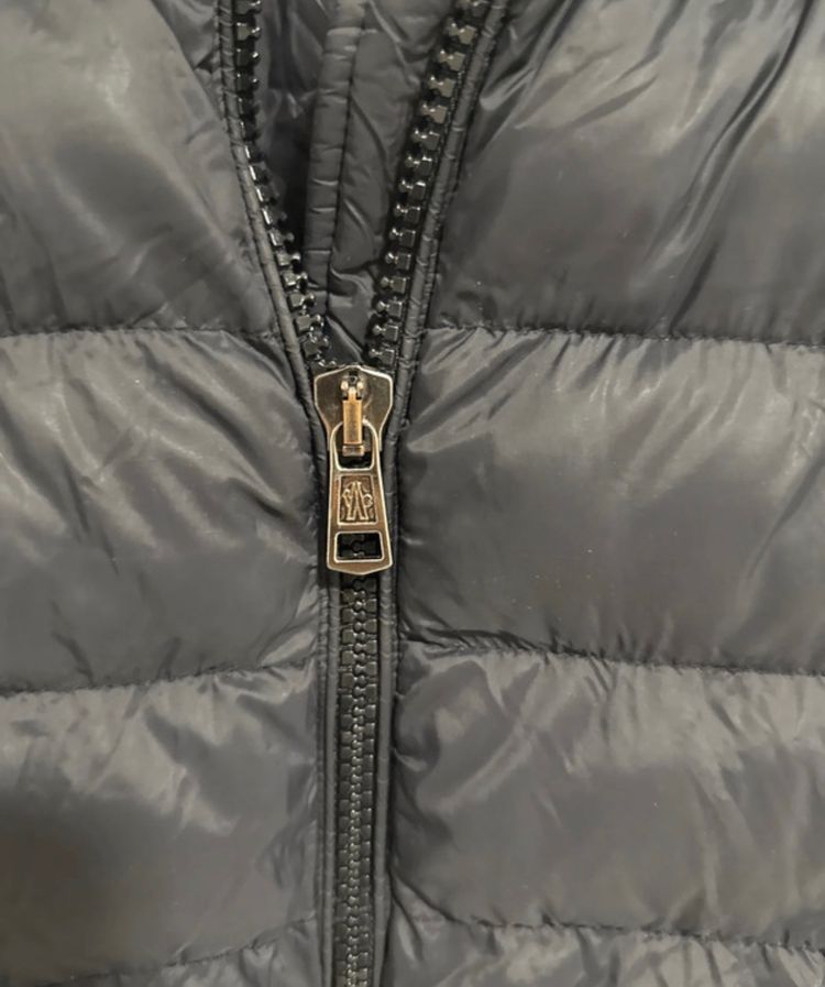 Moncler Black Puffer Jacket With Hood 5