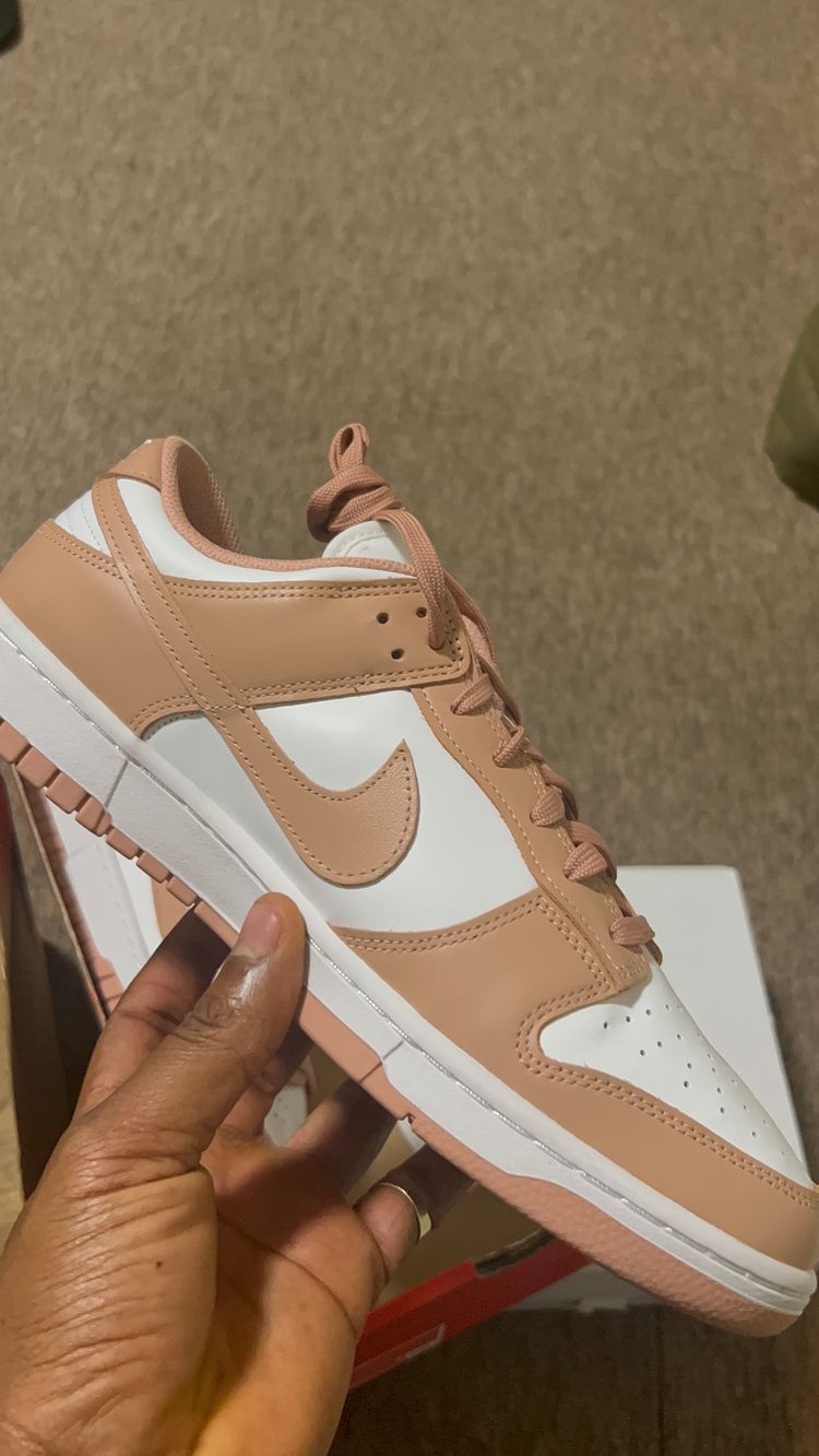 Nike Dunk Low sneakers image 2
