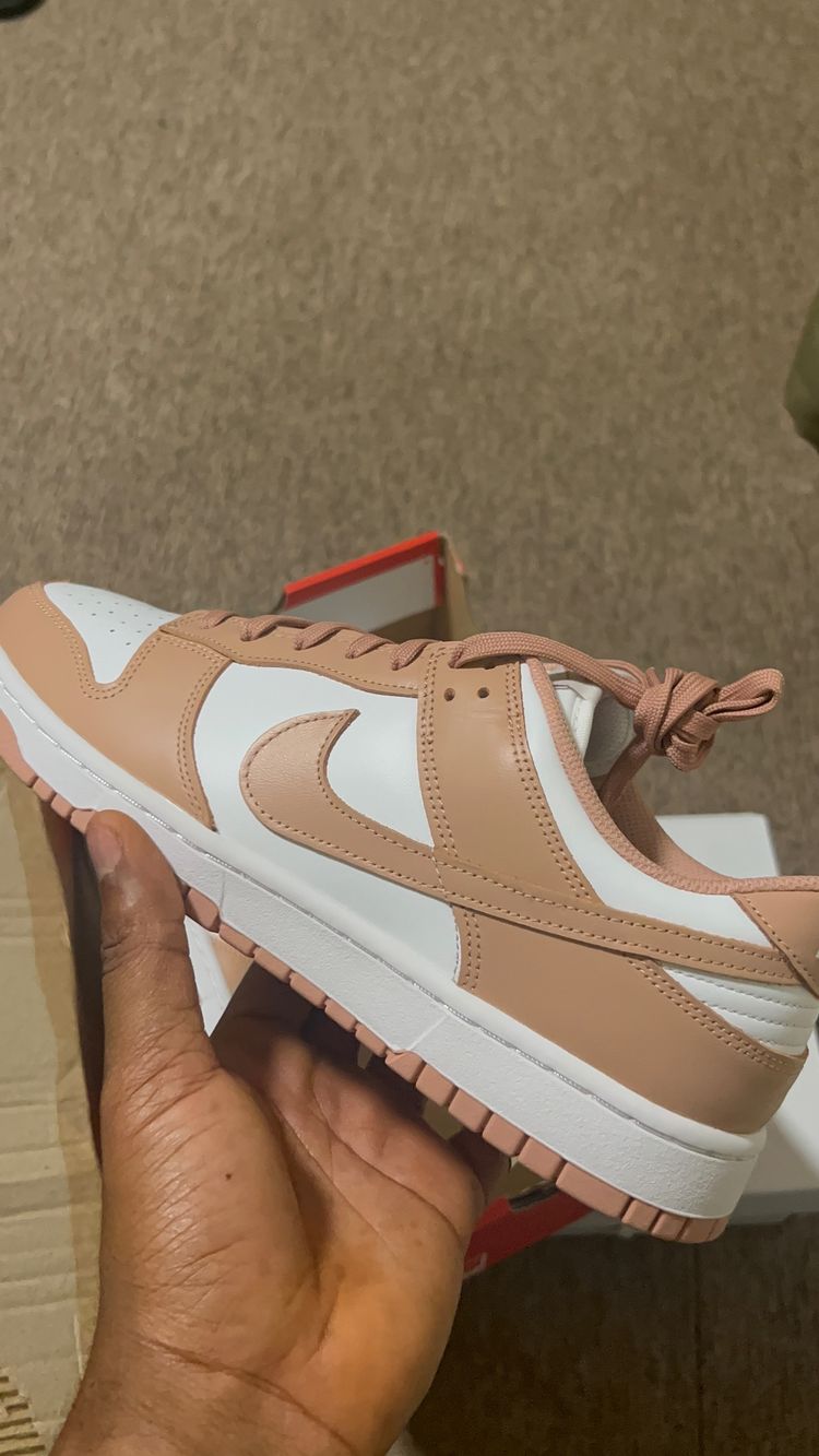 Nike Dunk Low sneakers image 4