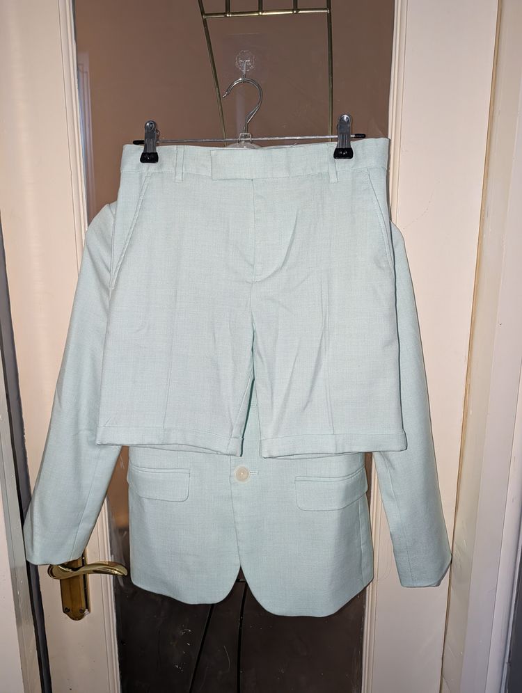 Blue Blazer And Shorts Set image 4