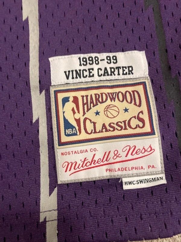 Immagine di Nba Hardwood Classics Vince Carter Toronto Raptors Basketball Jersey 3