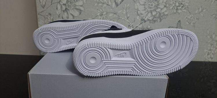 Nike Air Force 1 07 UK 5.5 EUR 38.5 Black White Brand New Box No Lid image 5