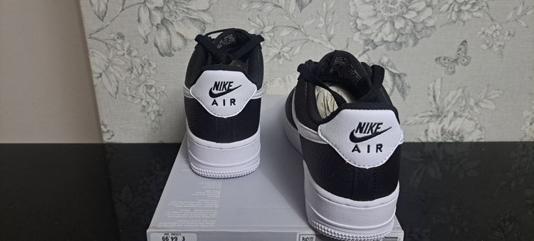 Nike Air Force 1 07 UK 5.5 EUR 38.5 Black White Brand New Box No Lid image 4