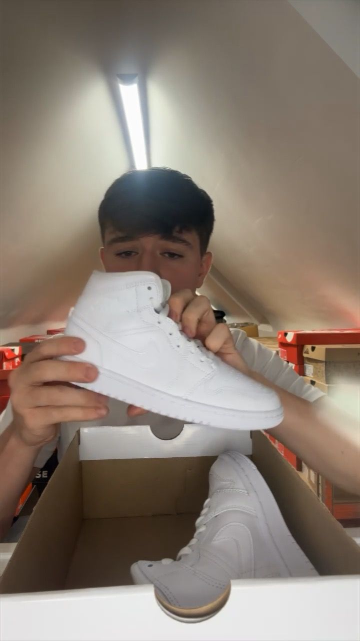 Jordan Uk 3 Jordan 1 mid  product image
