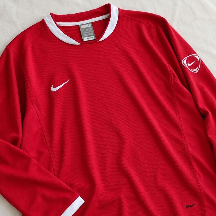 Immagine di Nike Red Long Sleeve Sports Shirt 4