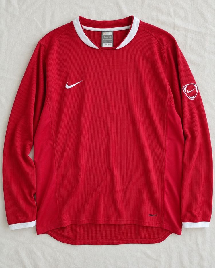 Immagine di Nike Red Long Sleeve Sports Shirt 3