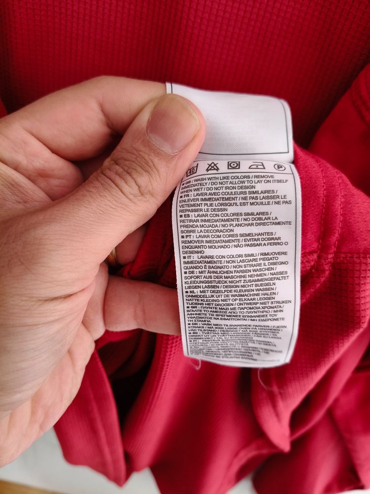 Immagine di Nike Red Long Sleeve Sports Shirt 10