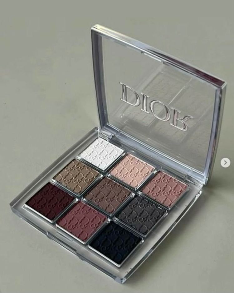 Dior Eyeshadow Palette image 1