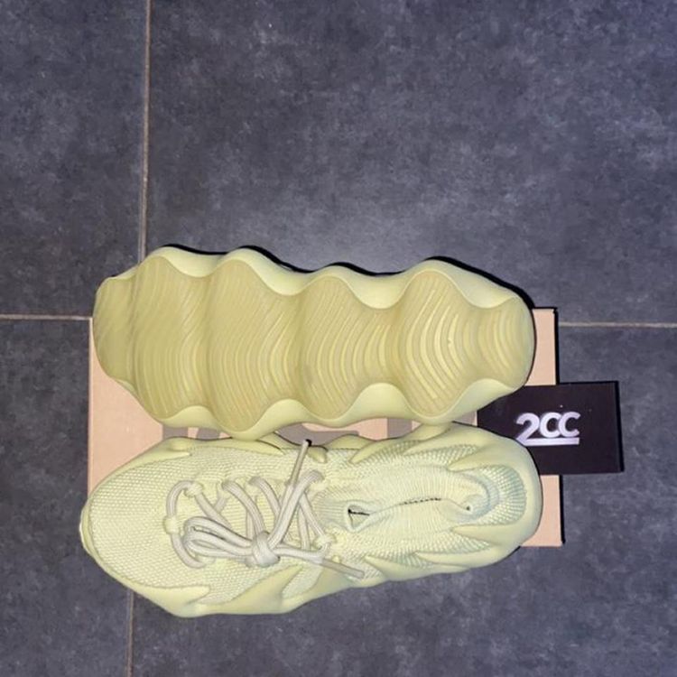 - Adidas Yeezy 450 Resin imagen 3
