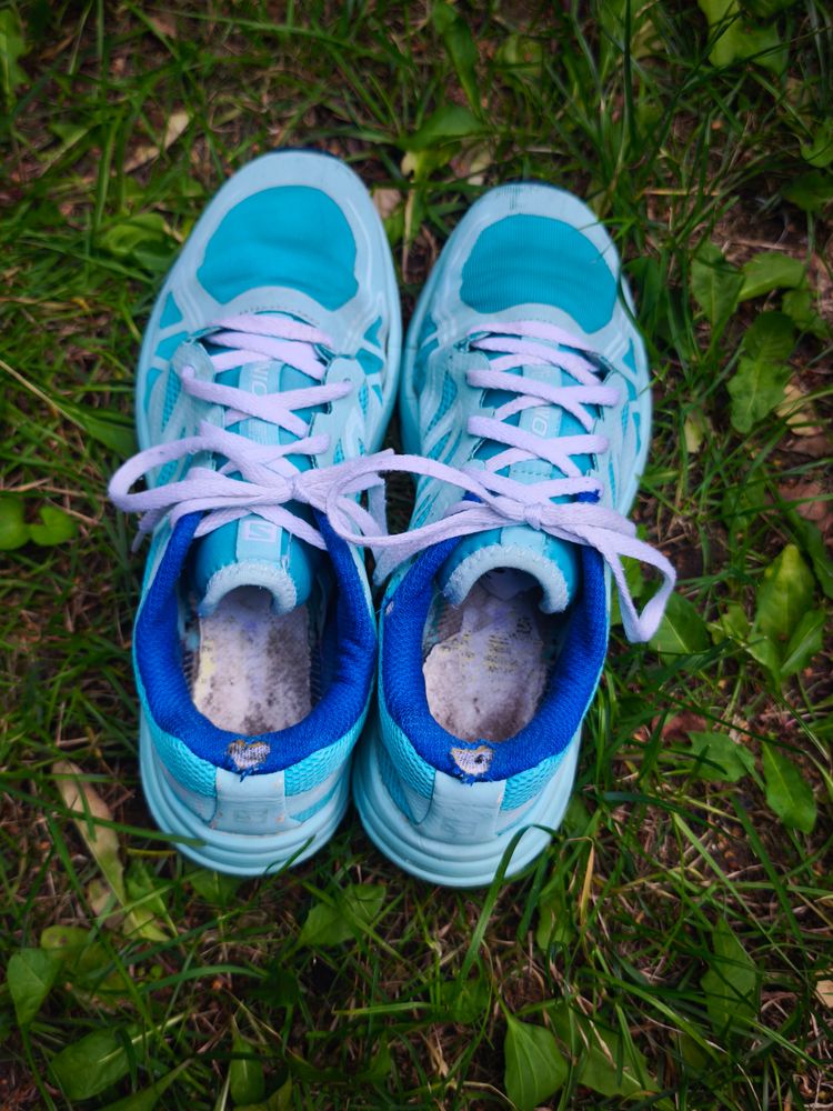 Salomon Blue Running Shoes image 9