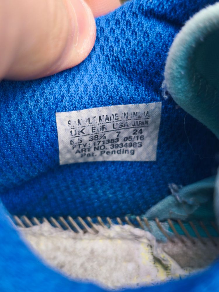 Salomon Blue Running Shoes image 6