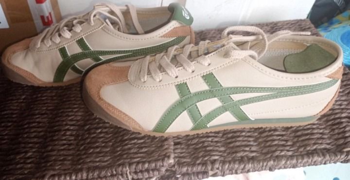 Onitsuka Tiger Mexico 66 Sneakers sz5  image 1