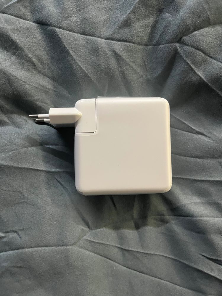 96W Usb-C Power Adapter