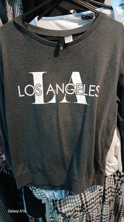 Divided Sweatshirt With Los Angeles Print