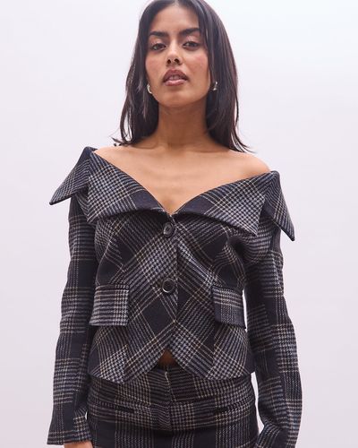alma tailored jacket 18