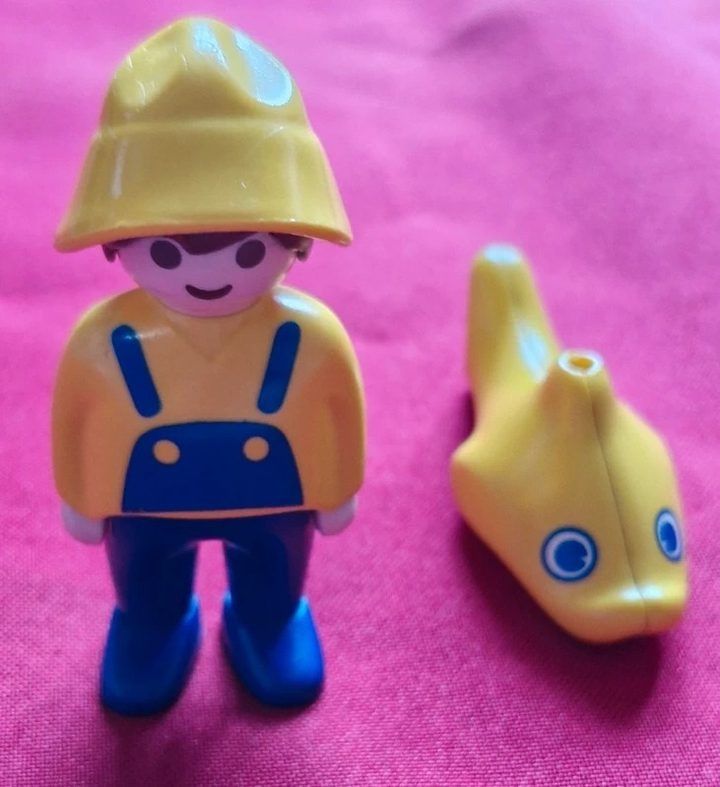 Yellow Raincoat Figure With Yellow Fish Toy image 2