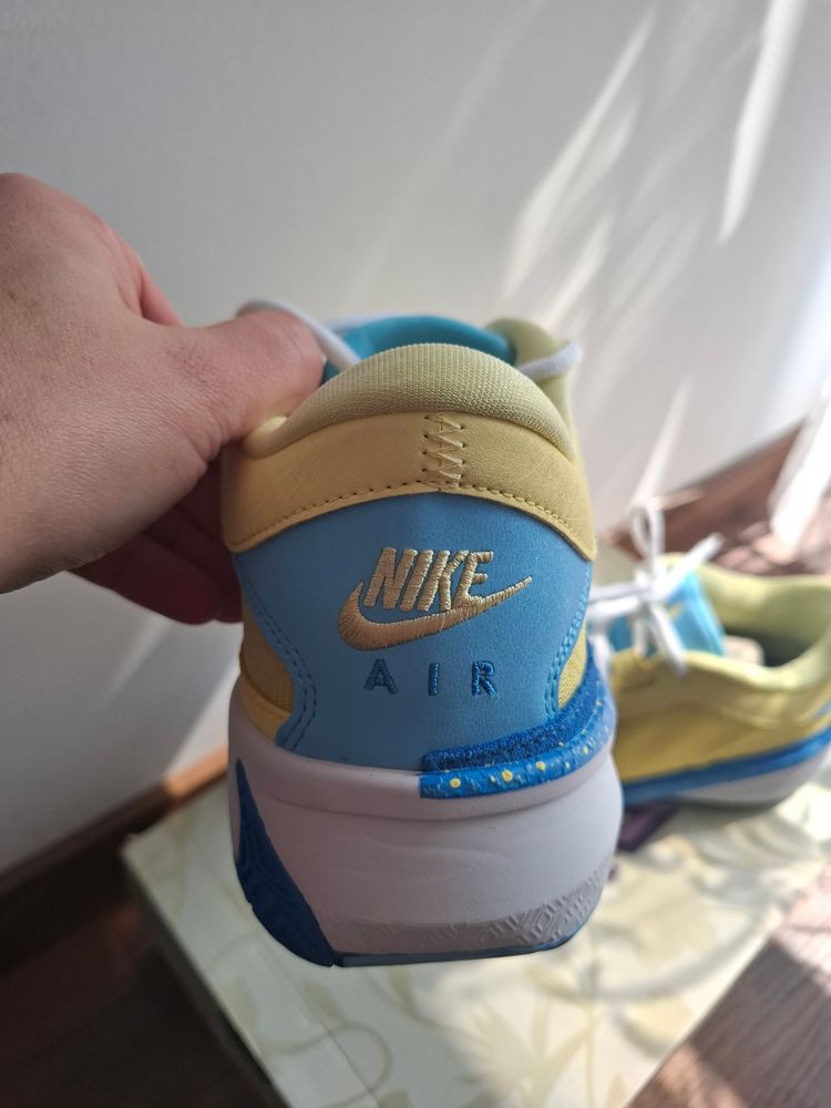 Nike Zoom Freak 5 Sneakers 4