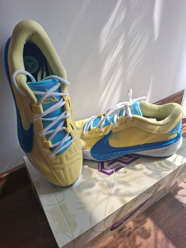 Nike Nike Zoom Freak 5 Sneakers product image