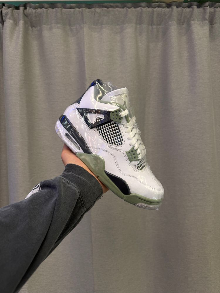 Jordan 4 Seafom Oil