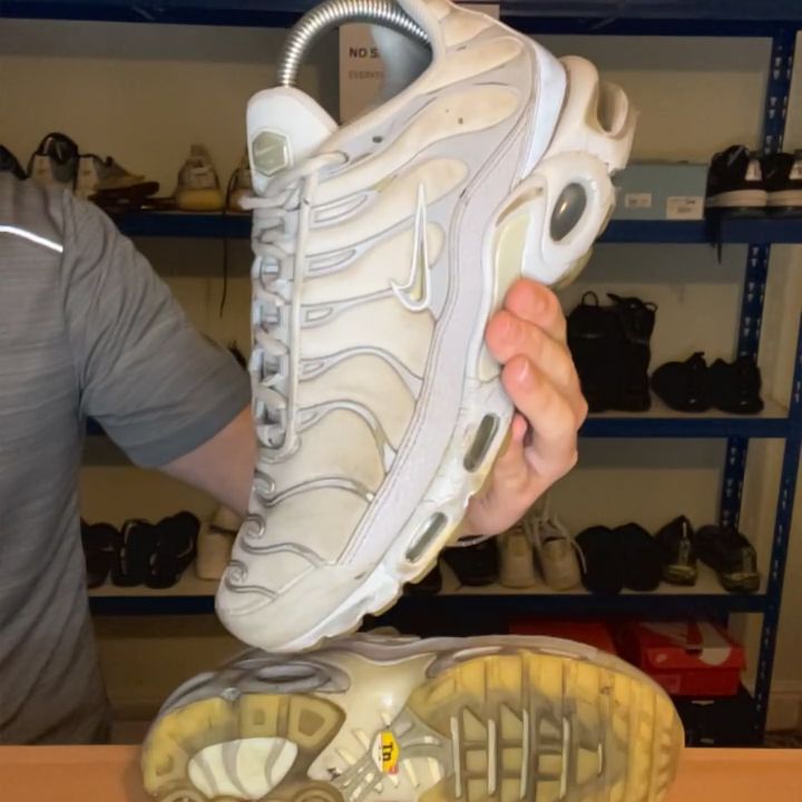 Nike UK6 AIR MAX TN product image