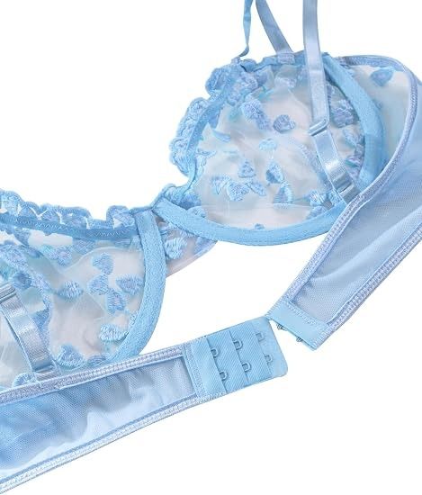 Immagine di Blue Lace Lingerie Set Bra And Thong 1