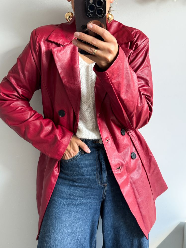 Other skórzany bordowy płaszcz eko skóra burgund trencz jesienny elegancki modny glam chic product image