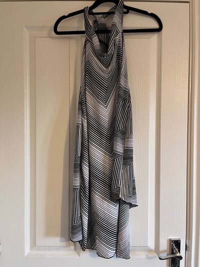 Y2k black and white geometric pattern dress